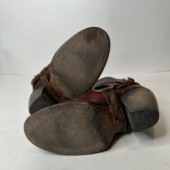 Freebird by Steven Red Ankle Boots - Picture 15 of 16